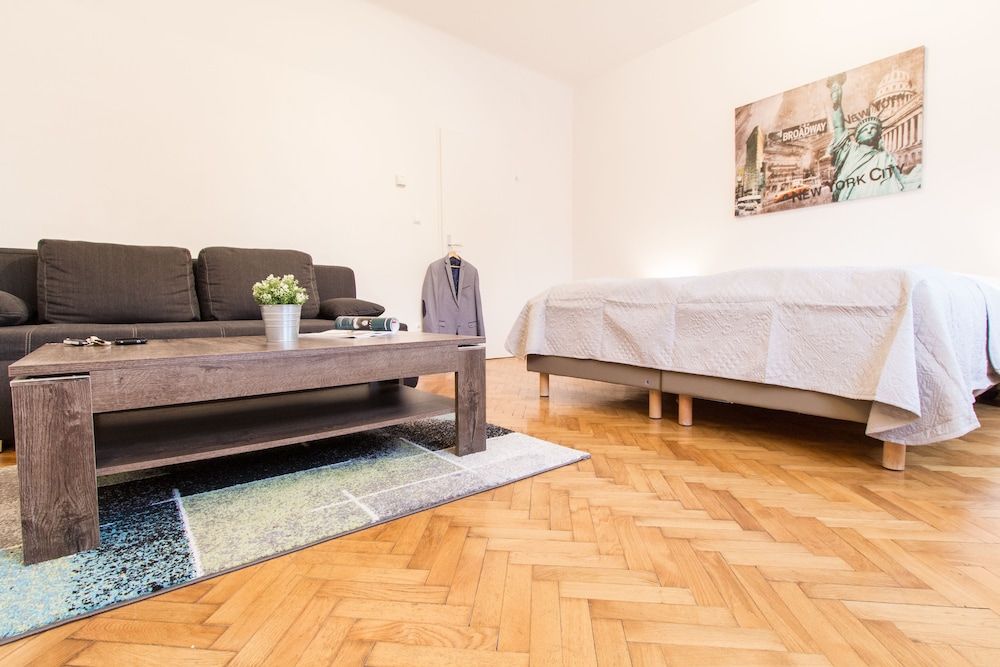 undefined Apartment Veitingergasse 2