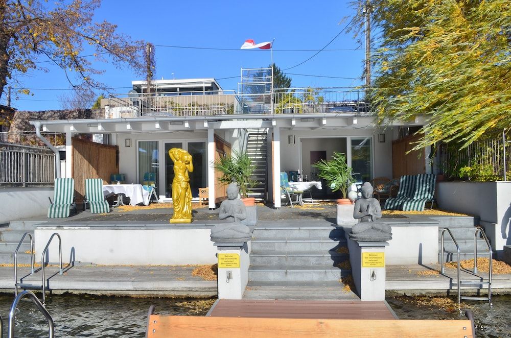 undefined AJO Vienna Beach - Contactless Check-in 2