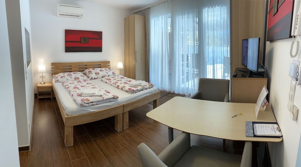 AJO Vienna Beach - Contactless Check-in Luxury Apartment, 2 Twin Beds, River View (50€ cleaning fee on top of the rate) 2