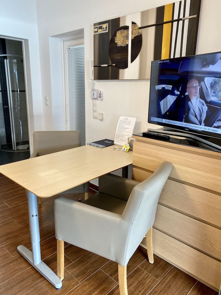 AJO Vienna Beach - Contactless Check-in Luxury Apartment, 2 Twin Beds, River View (50€ cleaning fee on top of the rate) 33