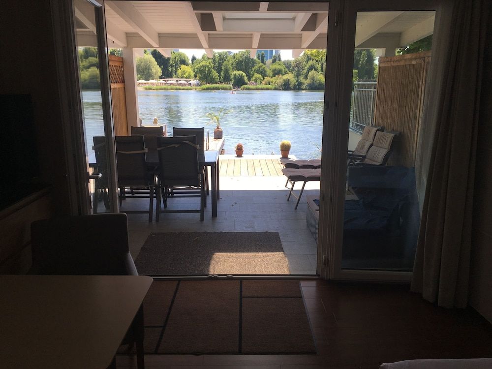 AJO Vienna Beach - Contactless Check-in Luxury Apartment, 2 Twin Beds, River View (50€ cleaning fee on top of the rate) 13