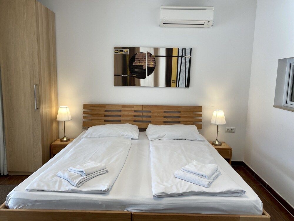 AJO Vienna Beach - Contactless Check-in Luxury Apartment, 2 Twin Beds, River View (50€ cleaning fee on top of the rate) 7