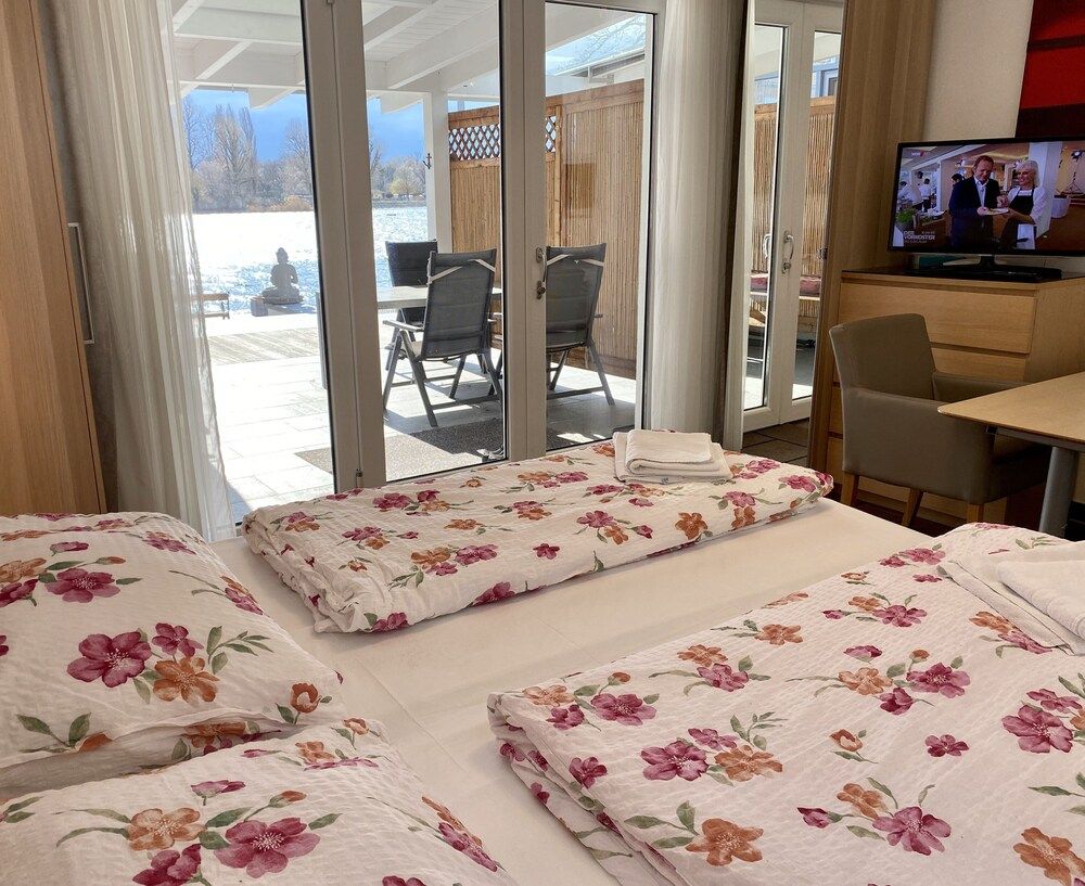 AJO Vienna Beach - Contactless Check-in Luxury Apartment, 2 Twin Beds, River View (50€ cleaning fee on top of the rate) 3