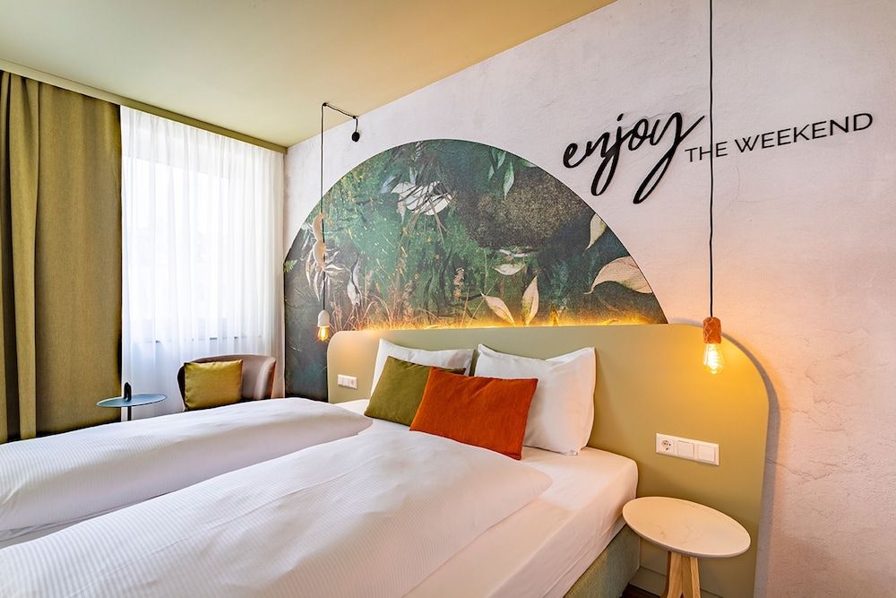 undefined The Weekend Hotel 4