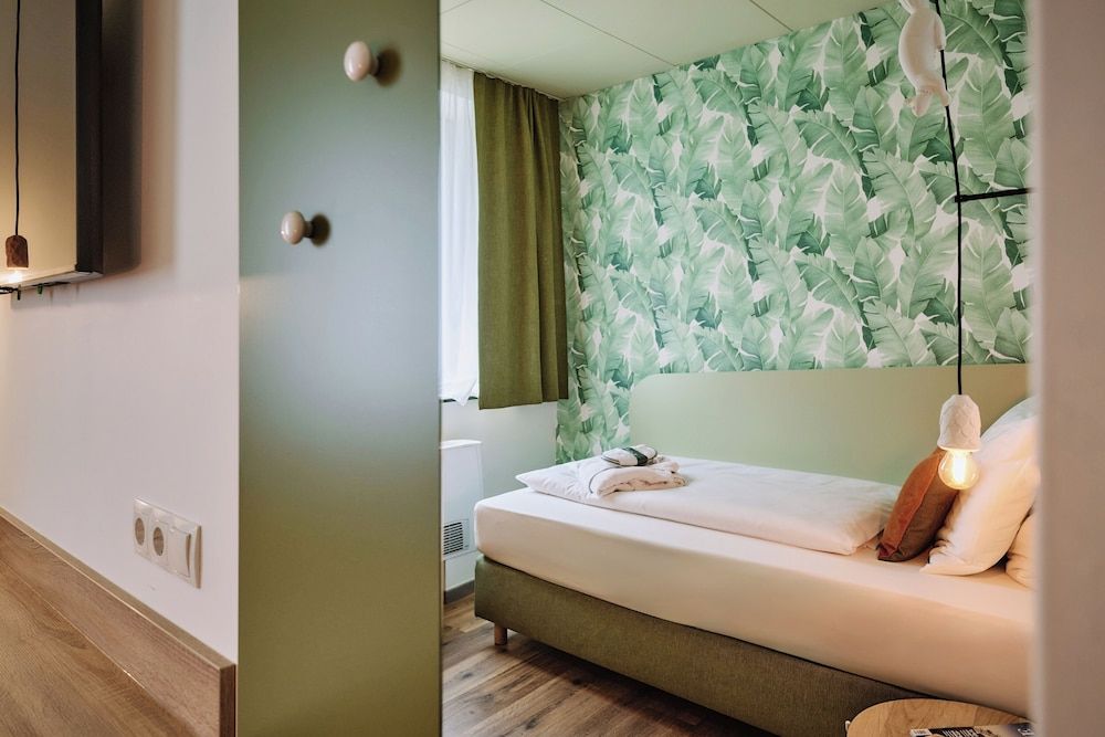 undefined The Weekend Hotel 6