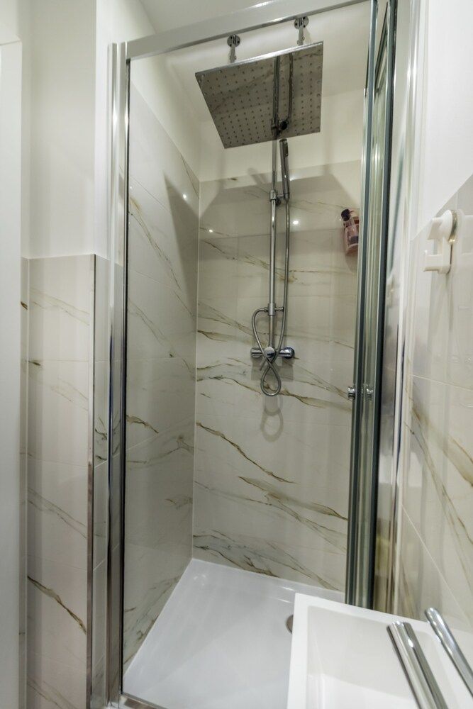 Grand Apartment Vienna Deluxe Apartment, 1 Bedroom, City View 16