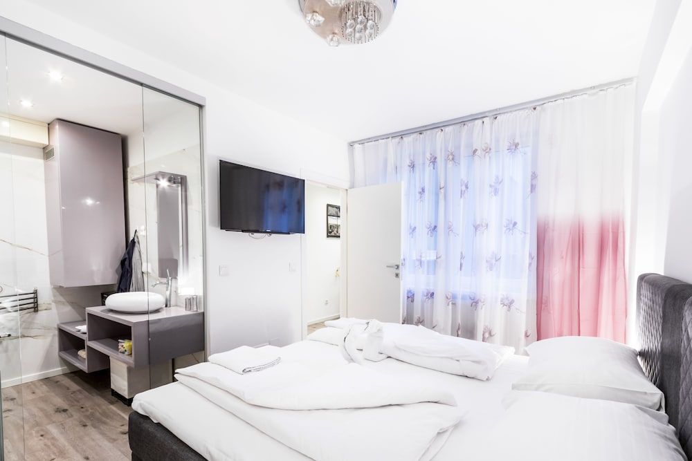 undefined Grand Apartment Vienna 6