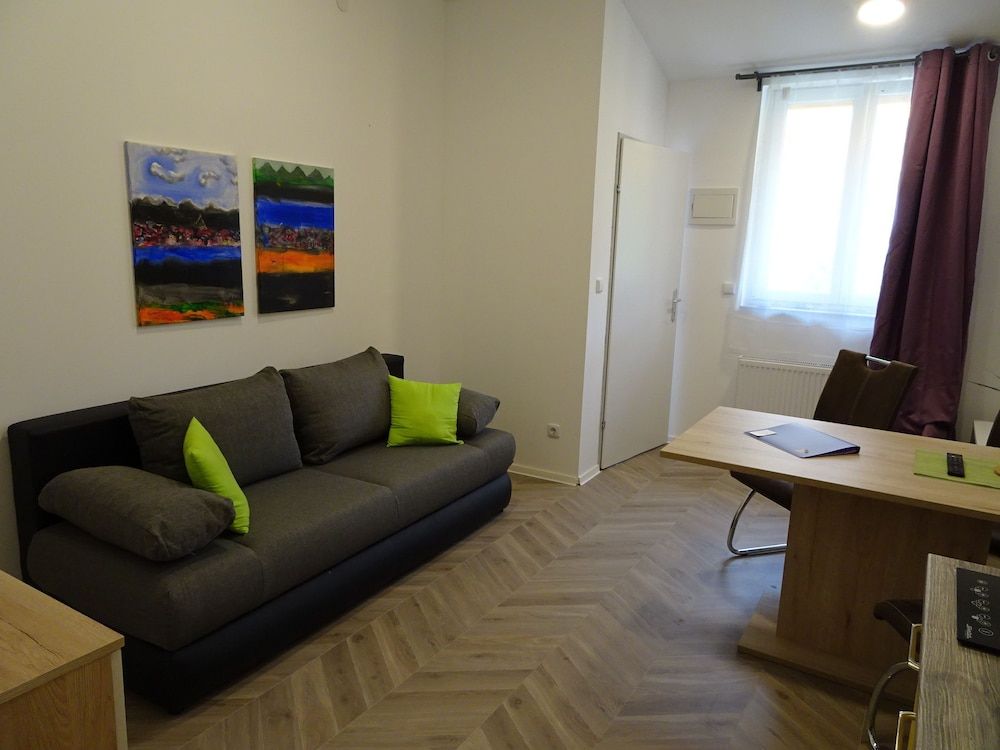 Villa Luna Elite Apartment, 1 Bedroom, Kitchen, Garden View 8