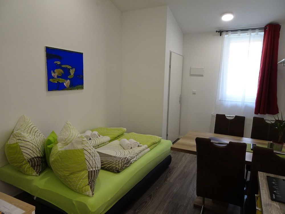 Villa Luna Elite Apartment, 1 Bedroom, Kitchen, Garden View 3