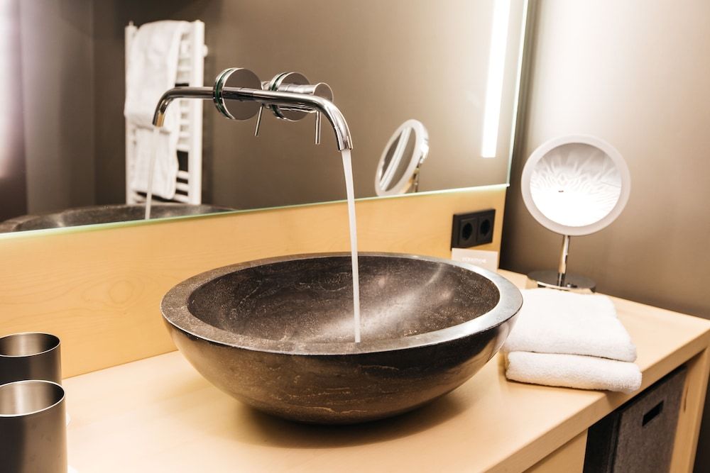 Hallstatt Hideaway - Adults only Deluxe Suite, Fireplace, Lake View 4