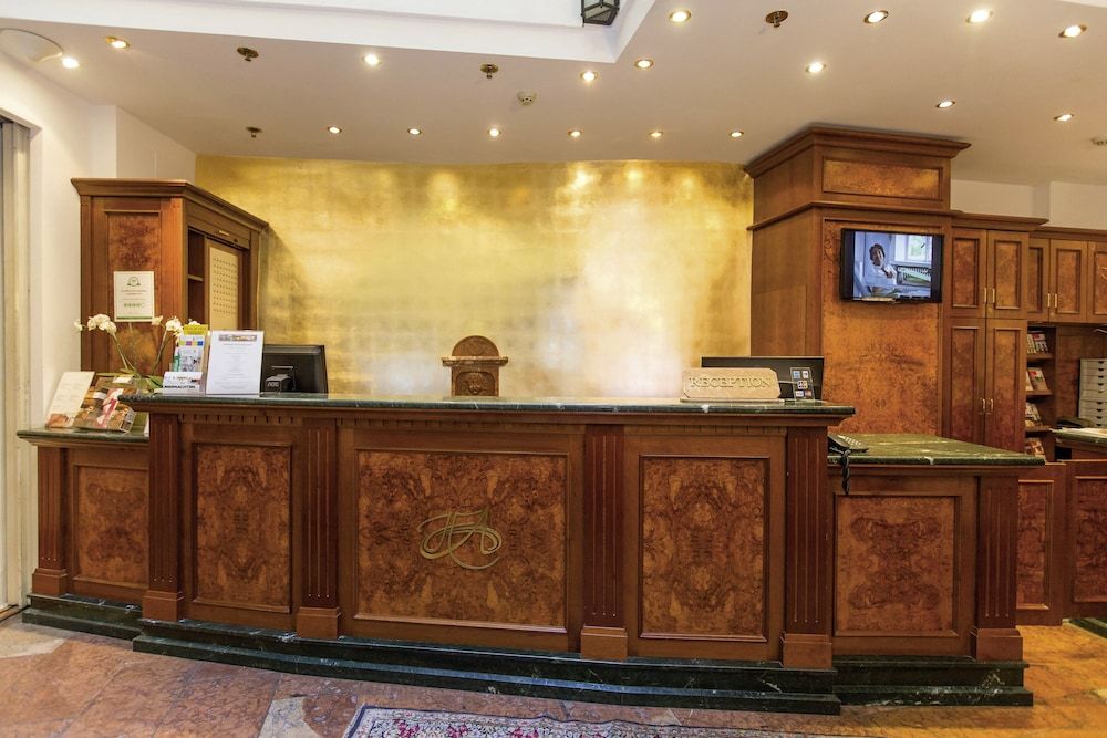 undefined Radisson Blu Hotel Altstadt