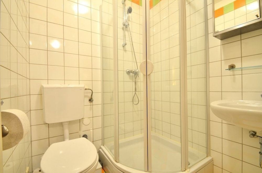 AJO Vienna Siemens - Contactless Check-in Standard Studio, 1 Twin Bed, Refrigerator & Microwave (50€ cleaning fee on top of the rate) 8