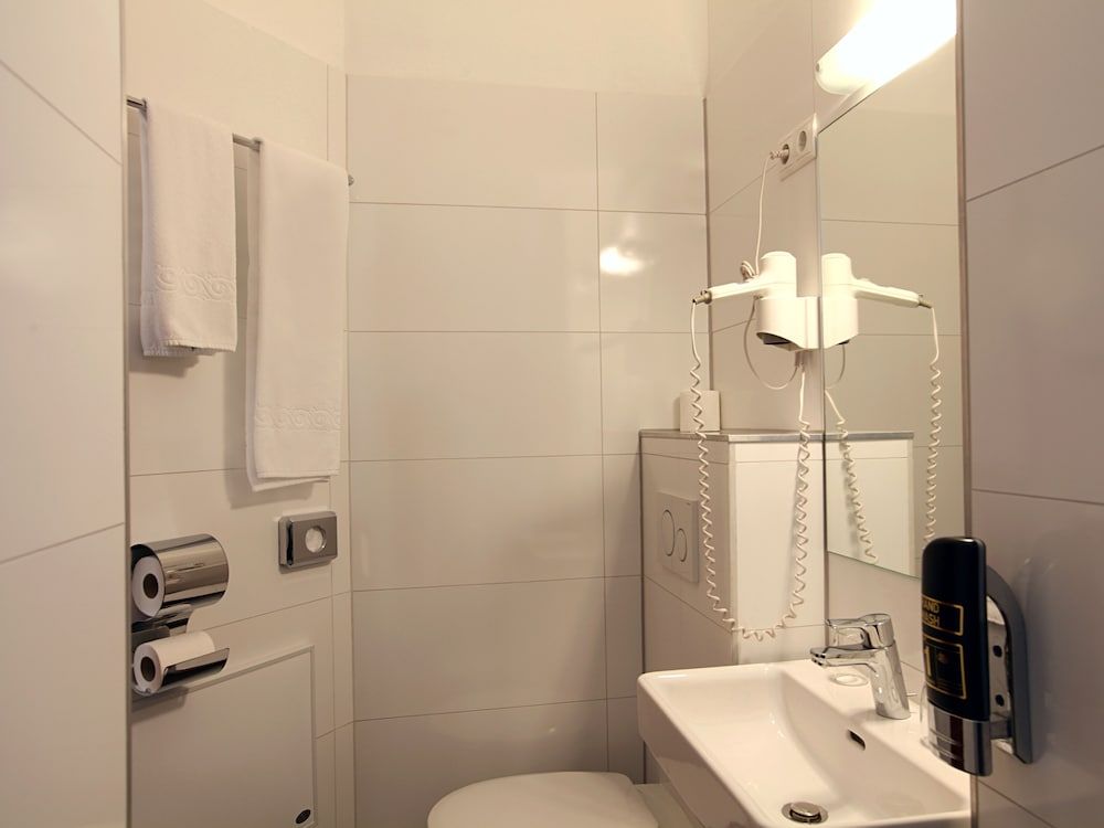 Hotel Pension Andreas Economy Double Room 5