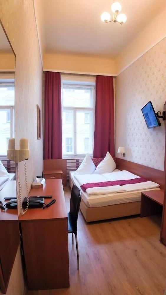 Hotel Pension Andreas Economy Double Room 3