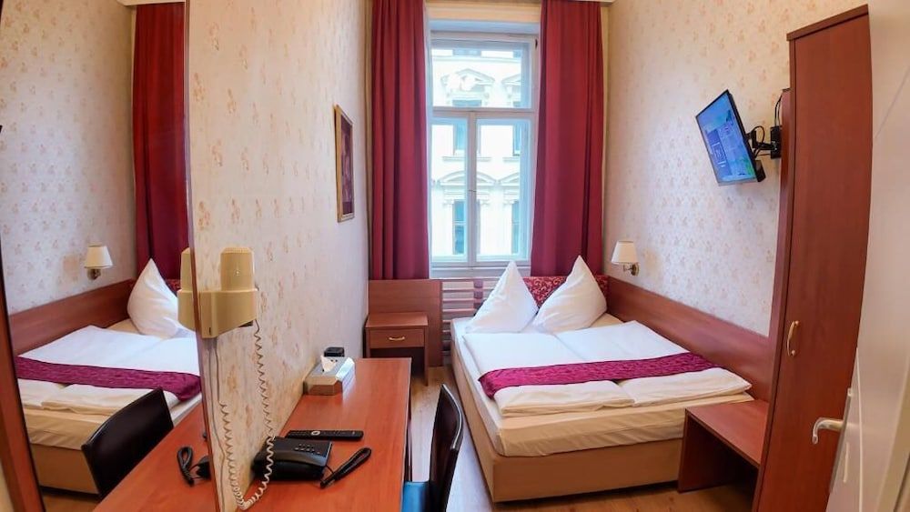Hotel Pension Andreas Economy Double Room 4