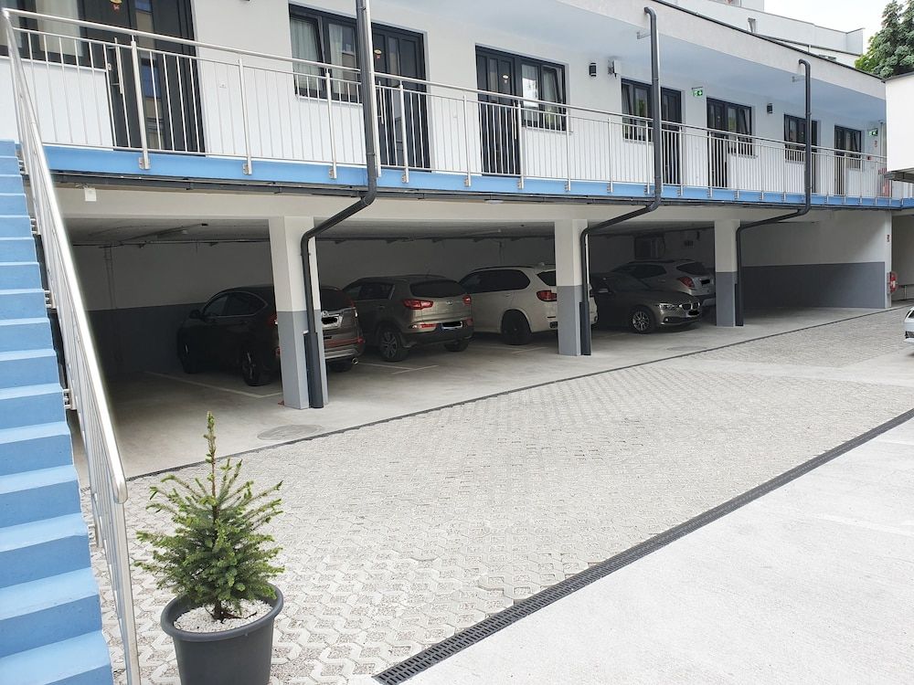 undefined Hotel König 4