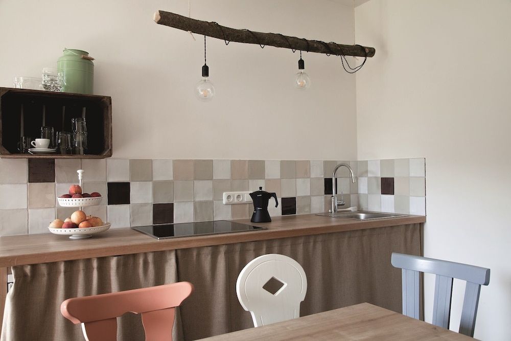 Family Apartment, Kitchen, Mountain View