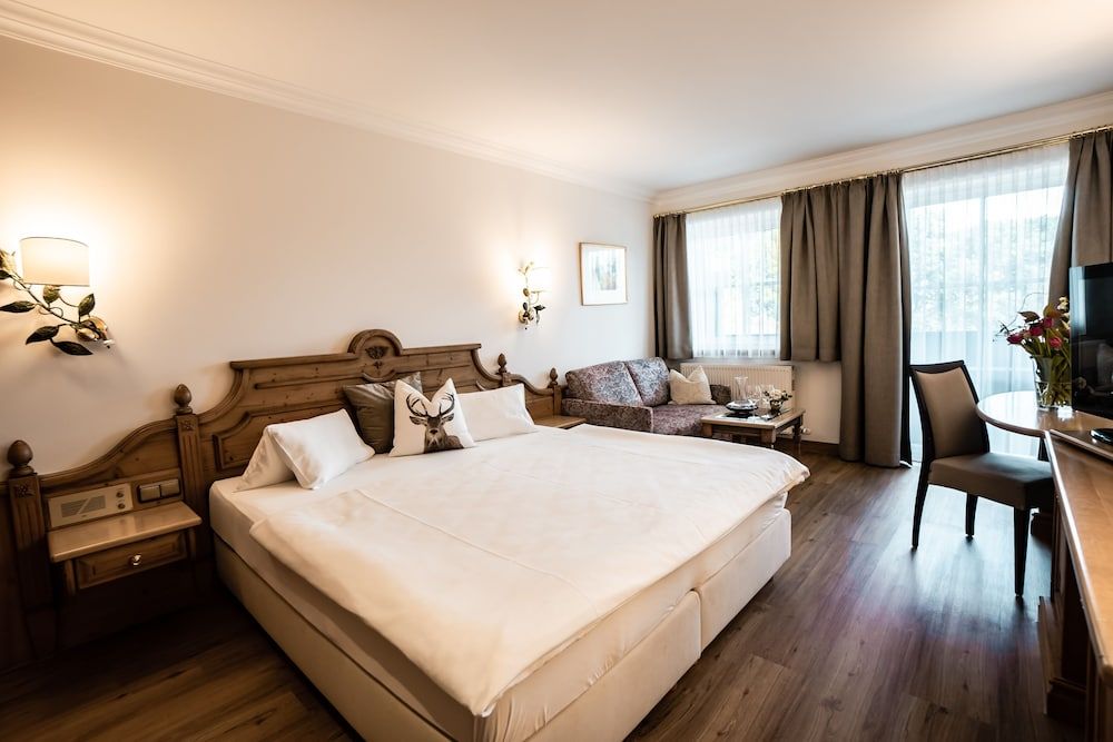 Economy Double Room (Street View)