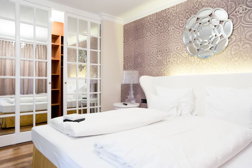 IMLAUER Hotel Schloss Pichlarn Traditional Suite, Balcony 2