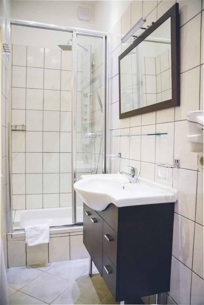 JL Apartments Classic Studio, 1 Double Bed with Sofa bed (incl. final cleaning fee) 8