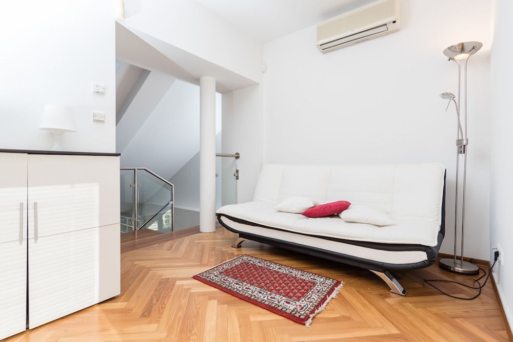Penthouse, 2 Bedrooms, City View (Opernring 7)