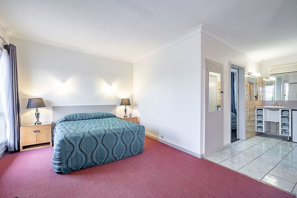 Kerang Valley Resort Family Room 2