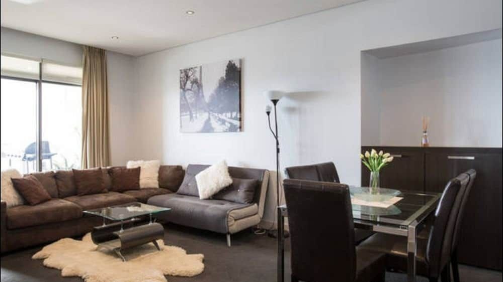 Deluxe Two Bedroom Apartment