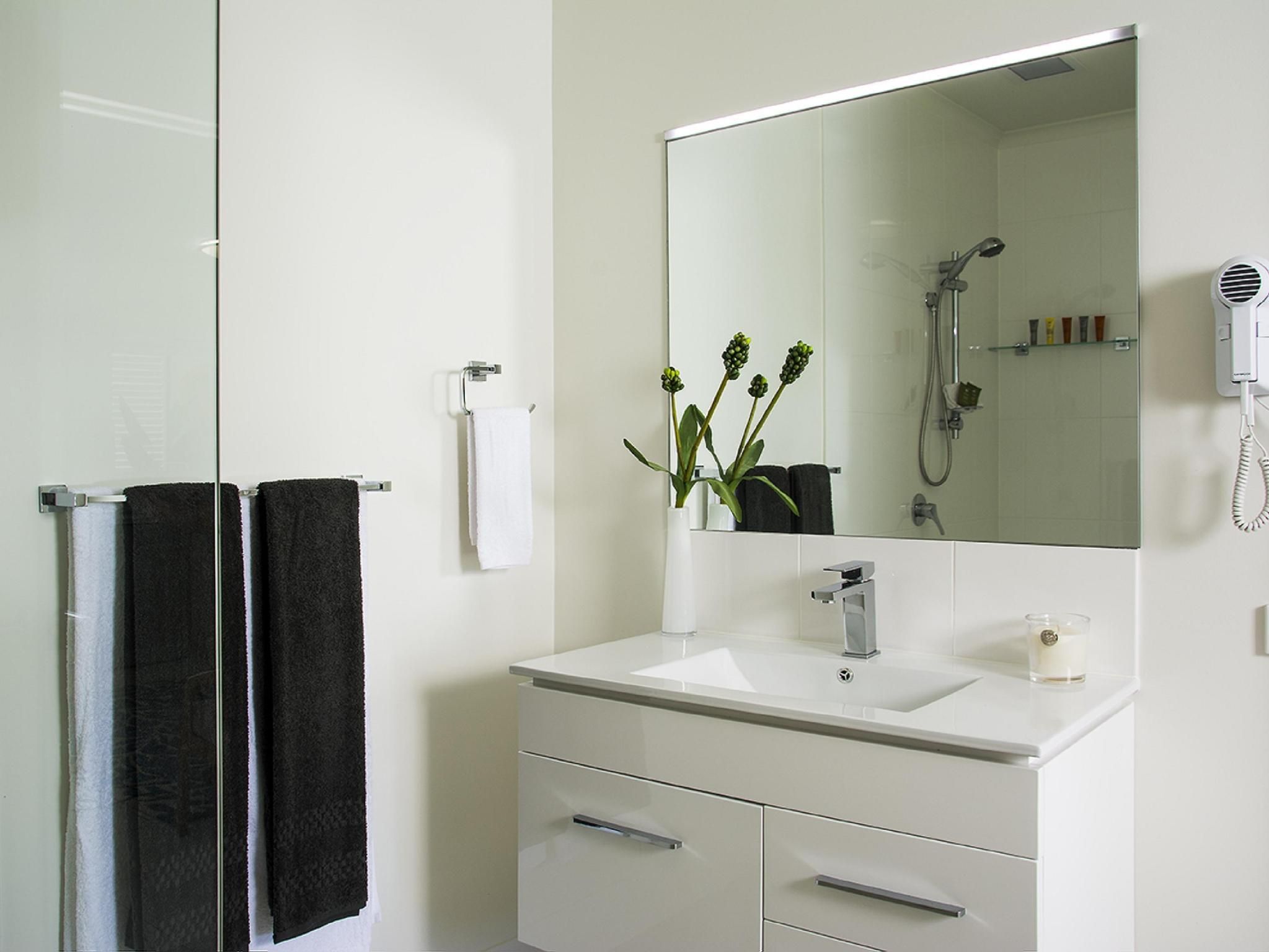 2-Bedroom Pool View Apartment