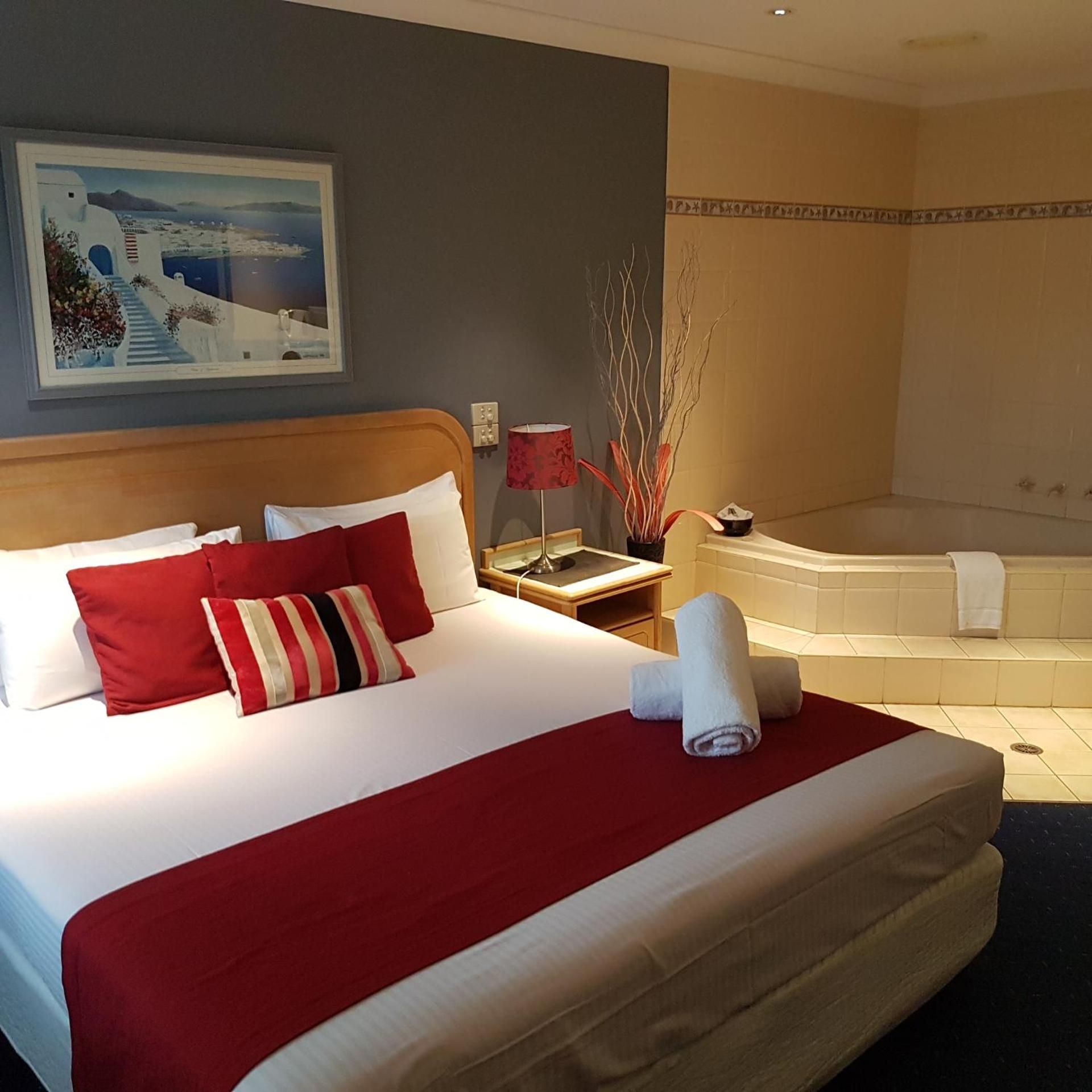 King Room with Spa Bath