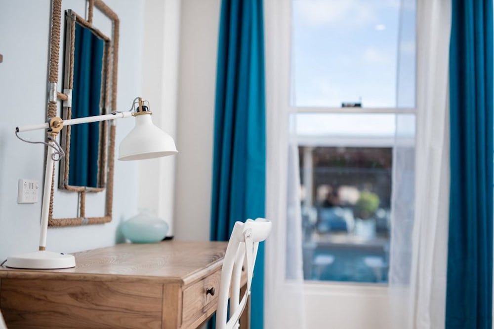 Rambutan Resort King Room 9