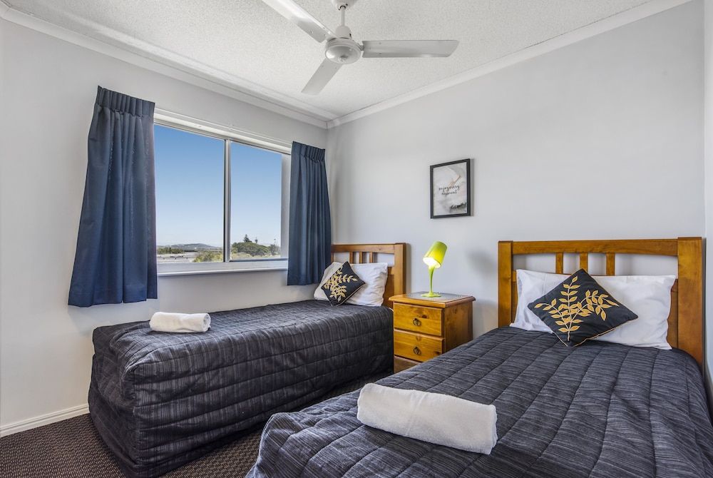Apartment, 2 Bedrooms, Hot Tub, River View