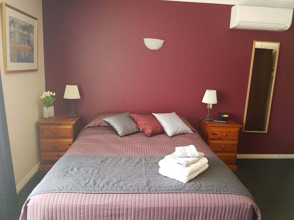 Deluxe Double Room, Ensuite (1)
