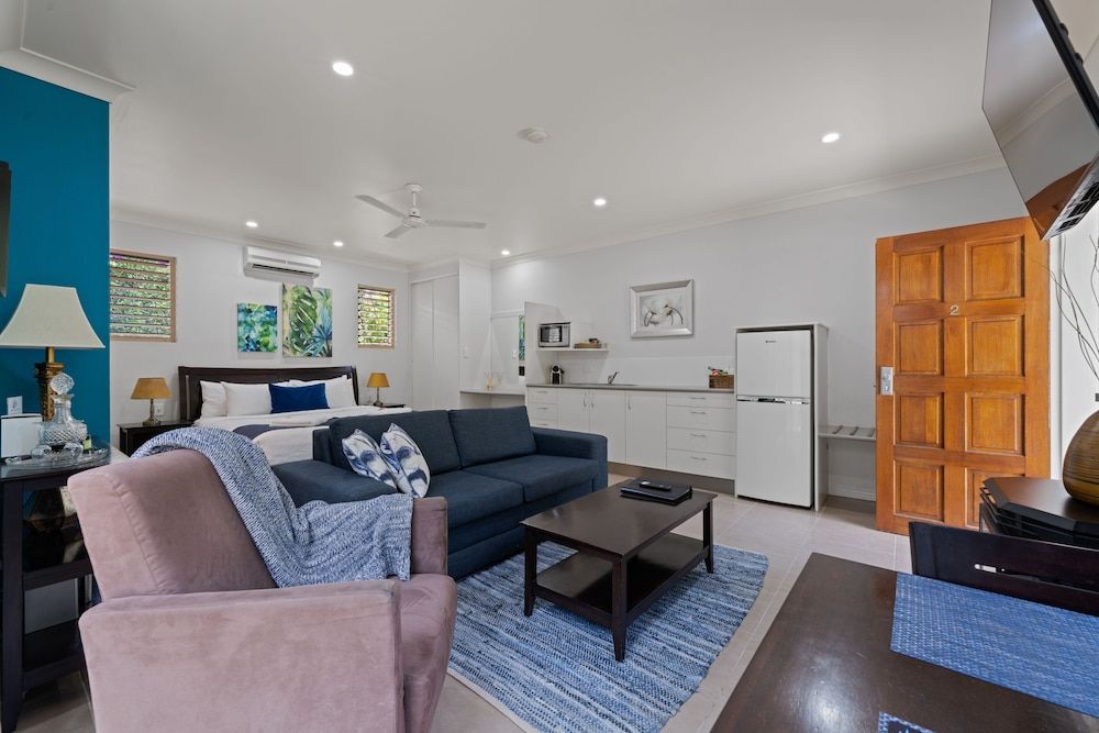 Blue Summit Hideaway Luxury Villa, 1 King Bed 13