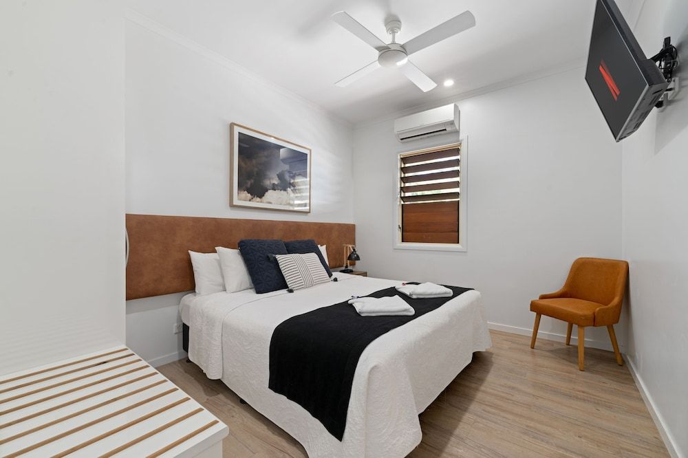 Blue Summit Hideaway 3 Bedroom Spa Villa 4