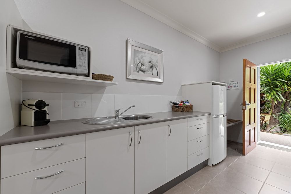 Blue Summit Hideaway Luxury Villa, 1 King Bed 14