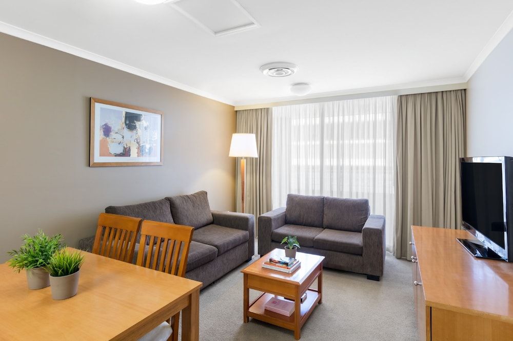Nesuto Canberra Two Bedroom Apartment with Kitchen 4