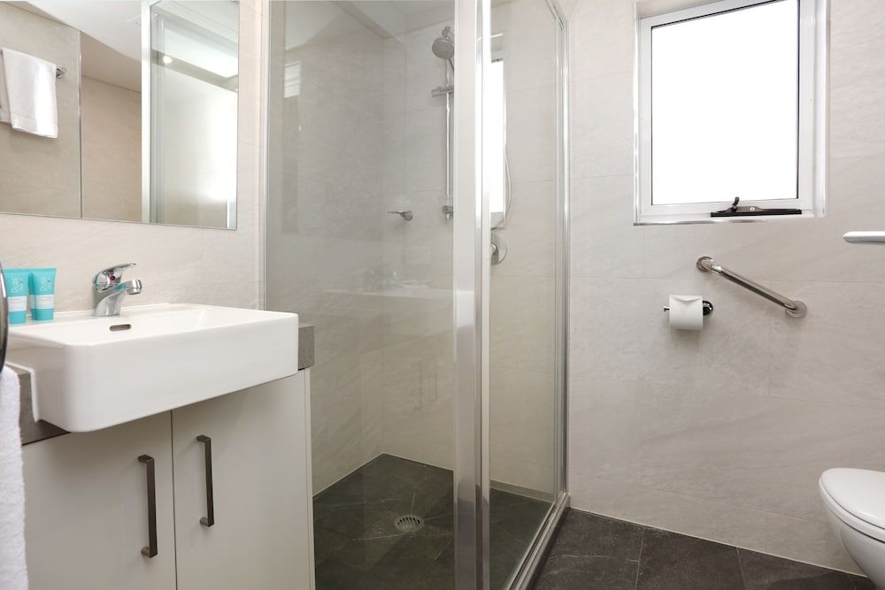 1 Bedroom Apartment (1 King Bed)