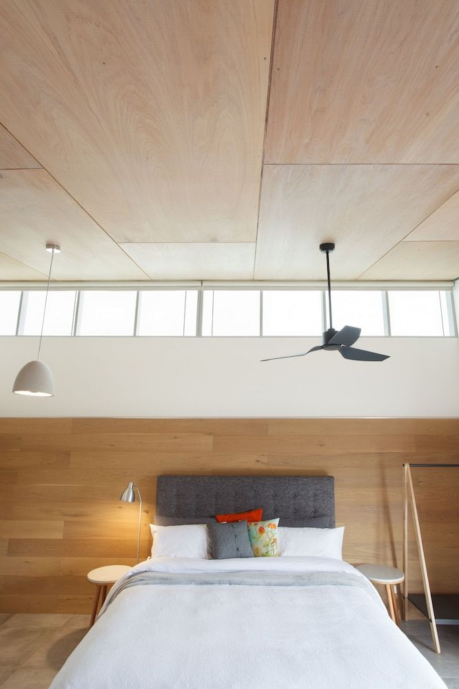 Studio 367 Studio 2 4