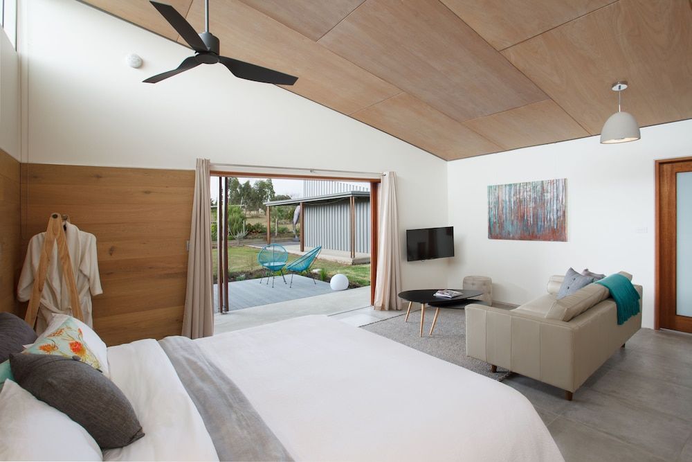 Studio 367 Studio 1 4