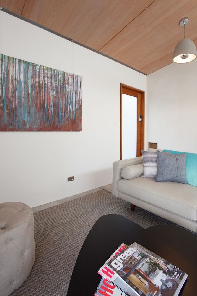 Studio 367 Studio 2 11