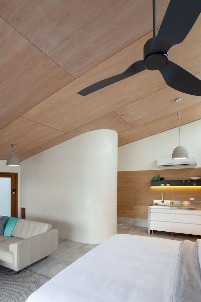 Studio 367 Studio 2 3