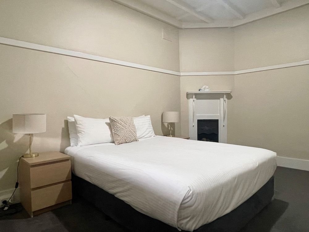 Heritage Inn Bathurst House