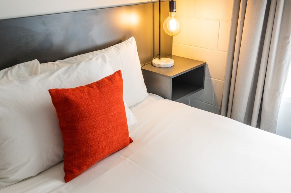 River Motel Twin Double Room, No Pets