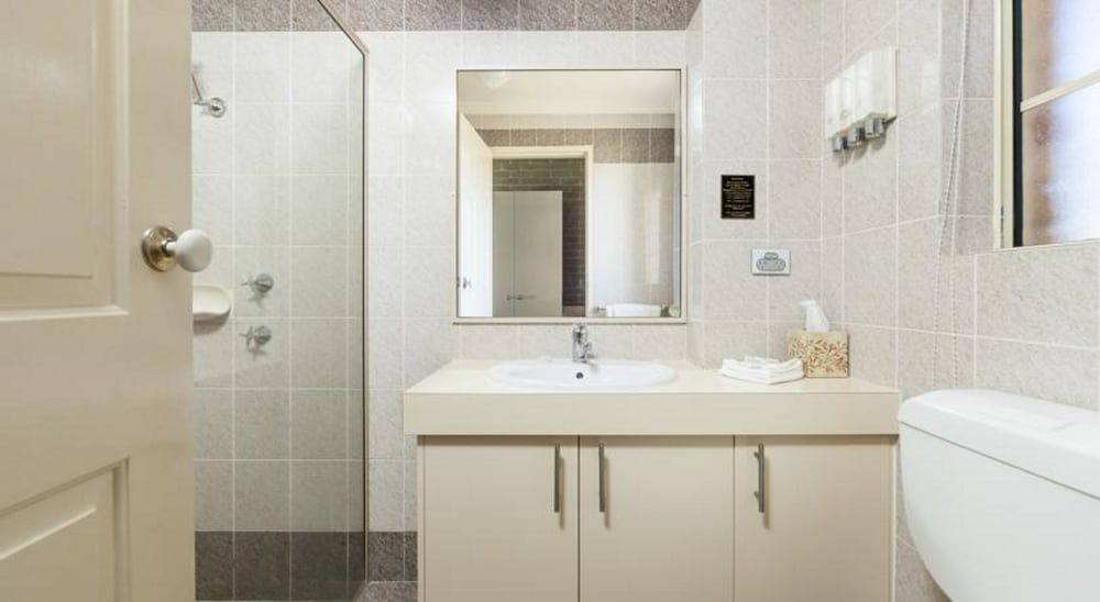 Townhouse 3 Bedrooms, Entire Unit Rent