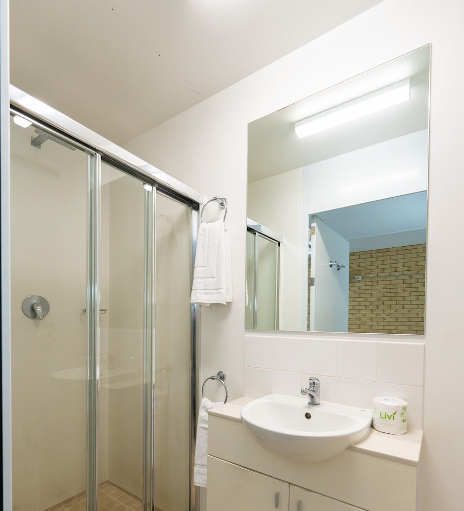 Acacia Ridge Hotel Trio Room (Singles) 2