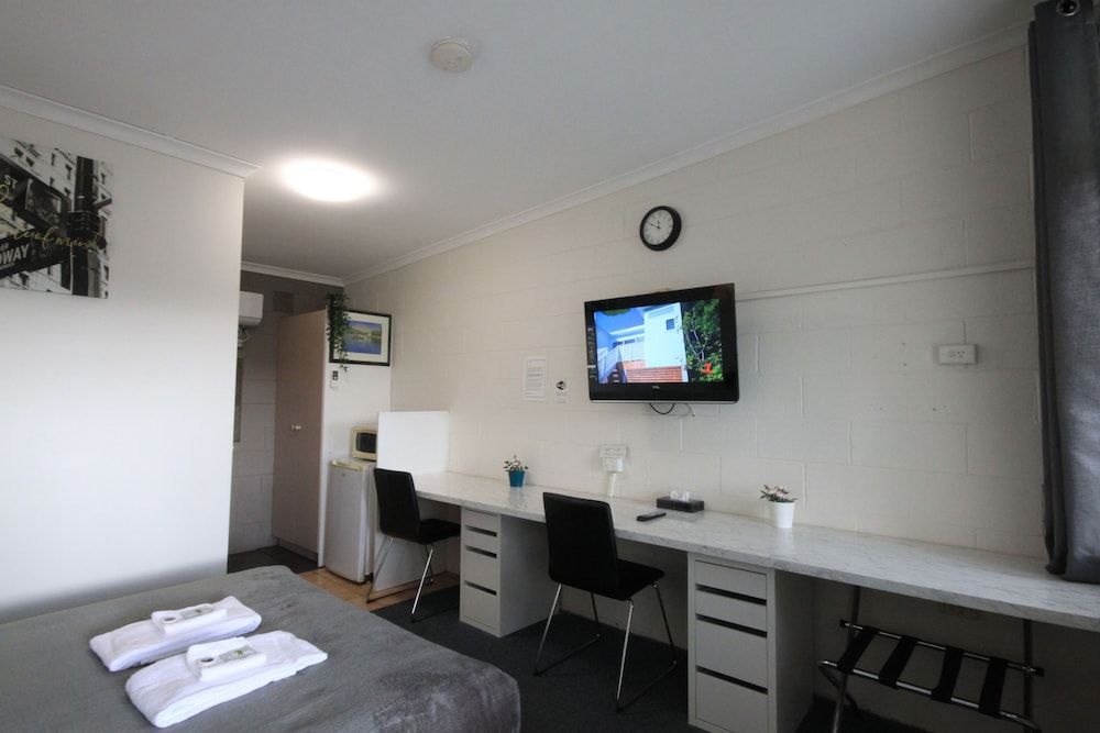 Pelicans Motel San Remo Double Room 8