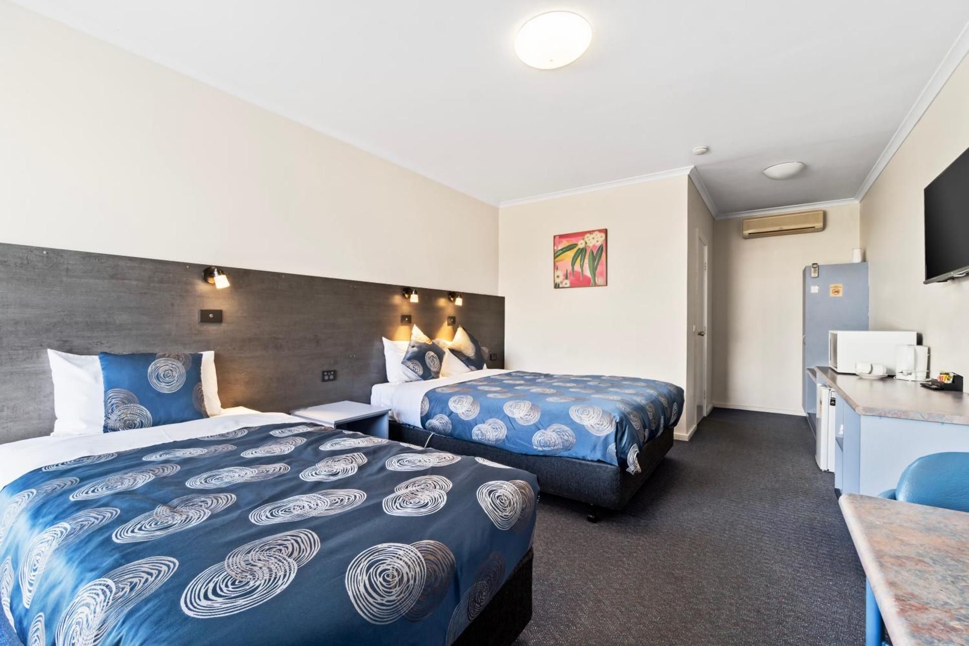 Colac Central Hotel Motel Deluxe Twin Room