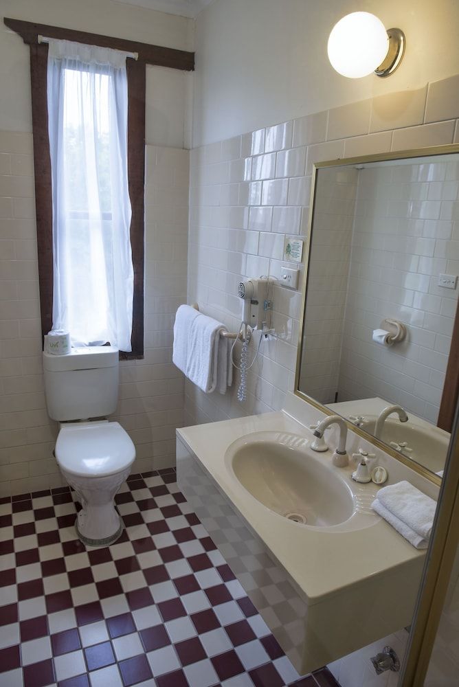 Metropole Katoomba Classic Room, 1 Queen Bed 3