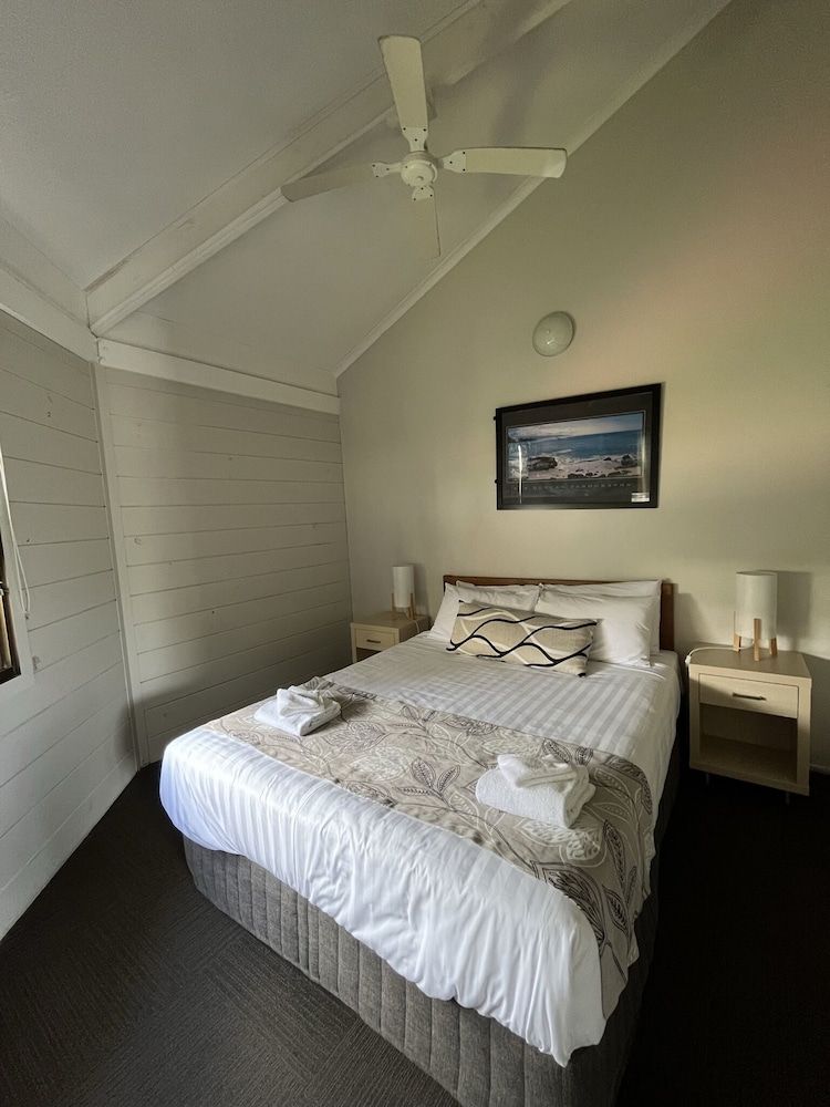 Ocean View 4 Berth Semi-detached
