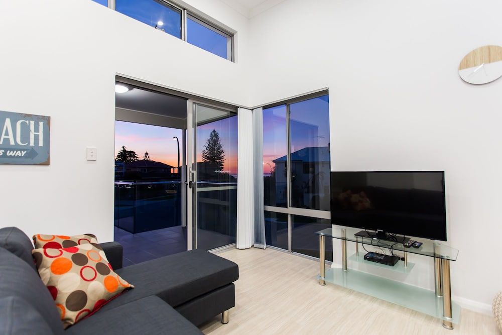 2-Bedroom Apartment